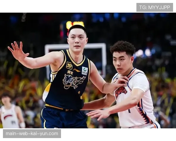 季后赛席位争夺白热化 攻防针对性调整成关键